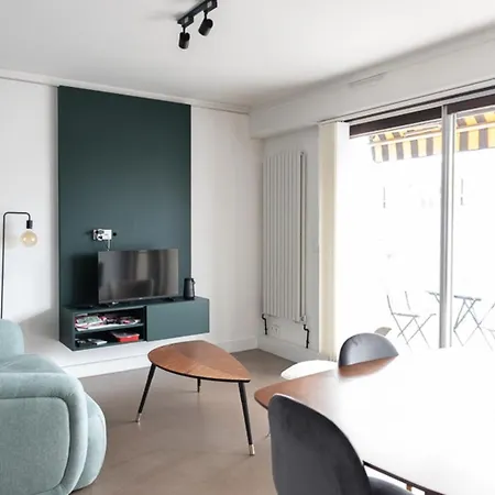 Διαμέρισμα Bright 38 M Near The Buttes Chaumont